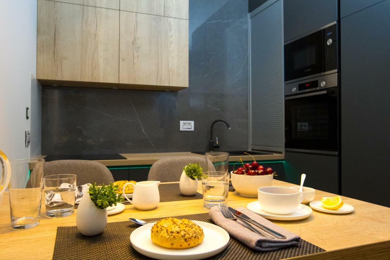 Apartmani Paklenica Noa Starigrad Paklenica Exterior foto